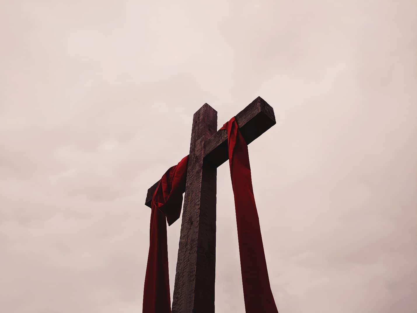Holy Week 2026: A Complete Guide to Traditions, Meaning, and Modern Celebrations 4 Cross - Holy Week
