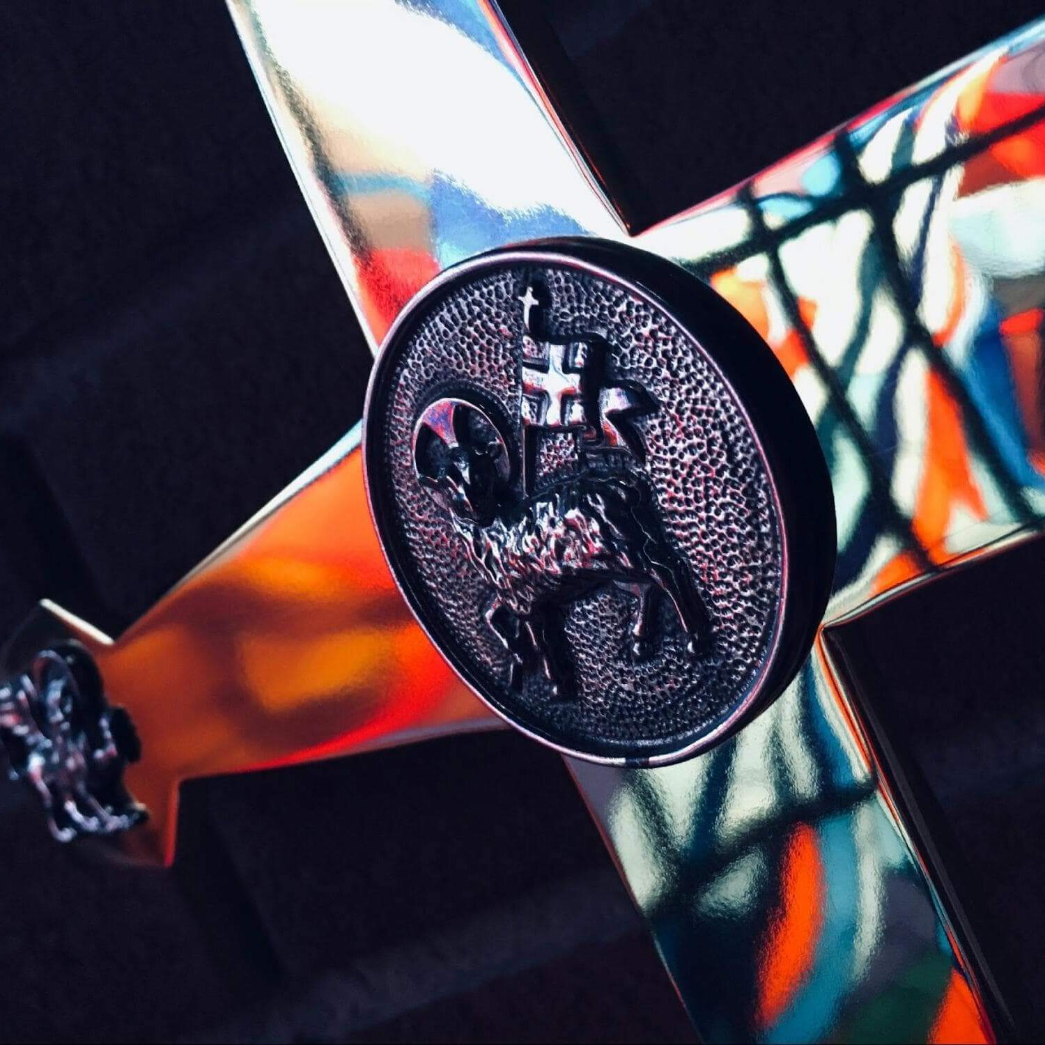 Chavanel Blog: CURIOSIDAD DEL LOGOTIPO DE ENI, image size:1500x1500