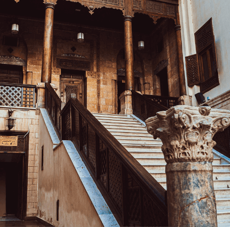 الكنيسة المعلقة في مصر القديمة