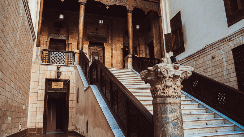 الكنيسة المعلقة في مصر القديمة